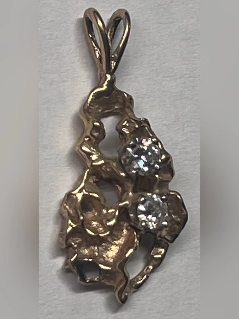 14K charm 2.7g diamond duo yellow gold Nugget pendant late 70s vintage authentic